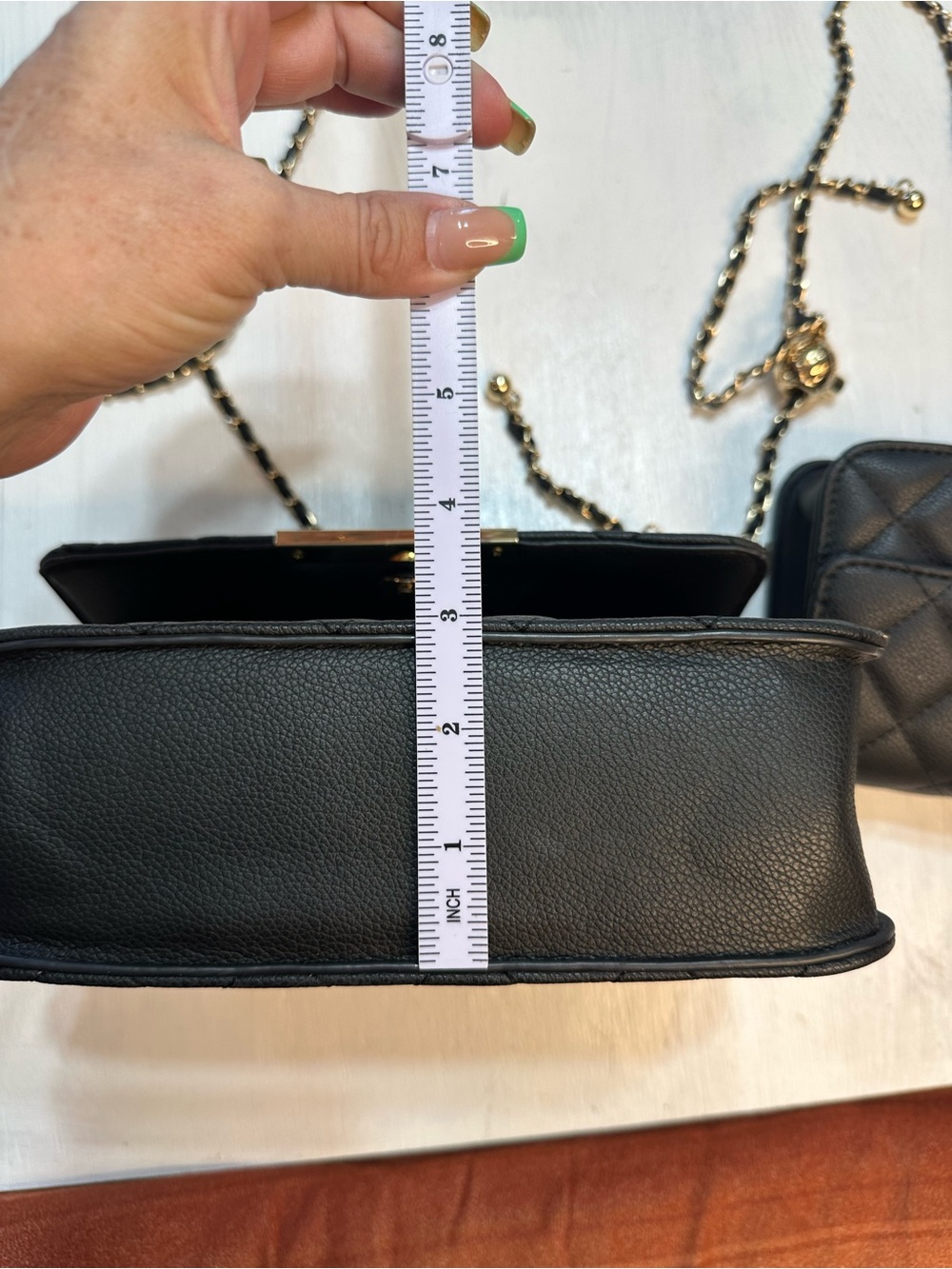 Black Quilted Crossbody Purse Set 2 Bags Gold Chain Faux Leather Matching - Picture 5 of 10